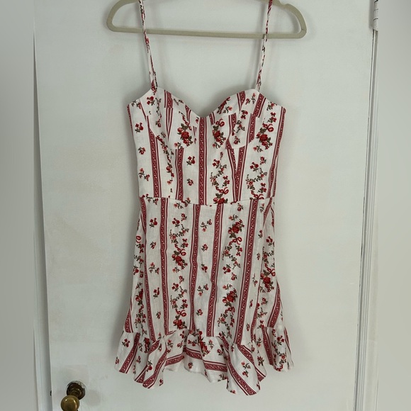 Reformation Dresses & Skirts - Reformation linen mini dress (size 8) but fits like a 6